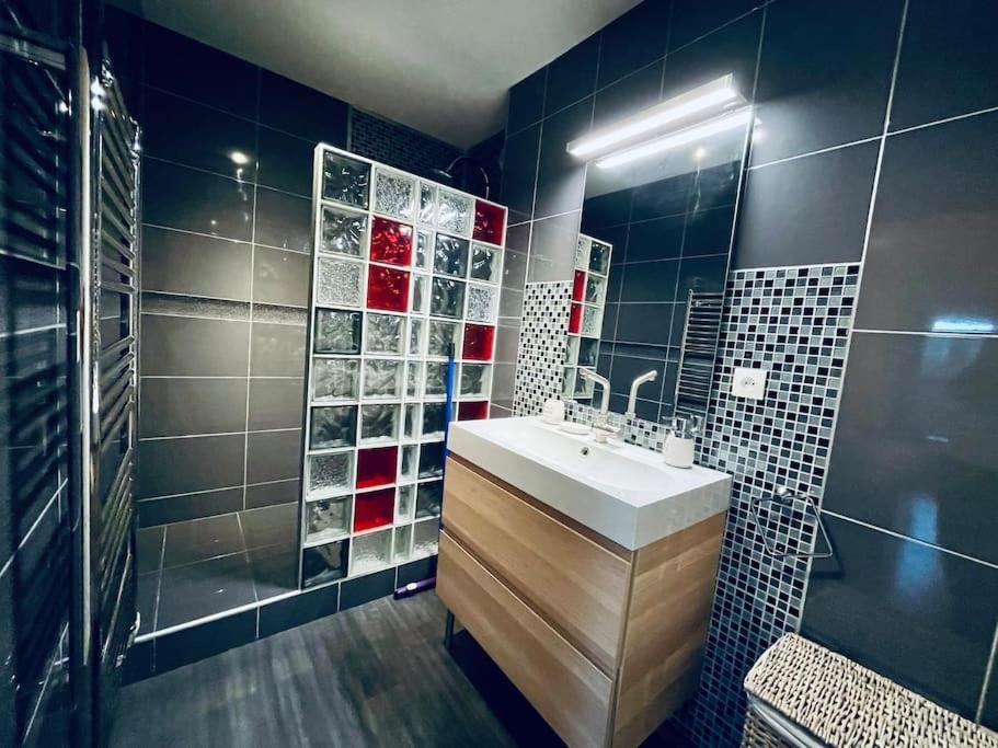 L'Ideal Cosy-Wifi-Netflix Et Garage เวียน ภายนอก รูปภาพ
